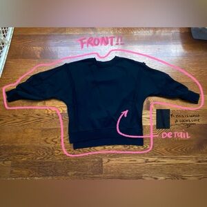 🌤️cute detail sweater🌤️
- no brand 
- Size: M
Runs small!